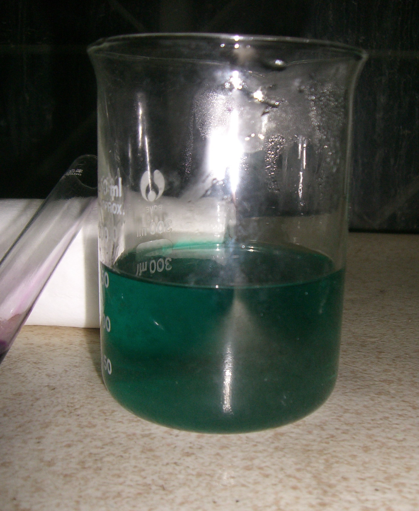 Deep-green manganate solution